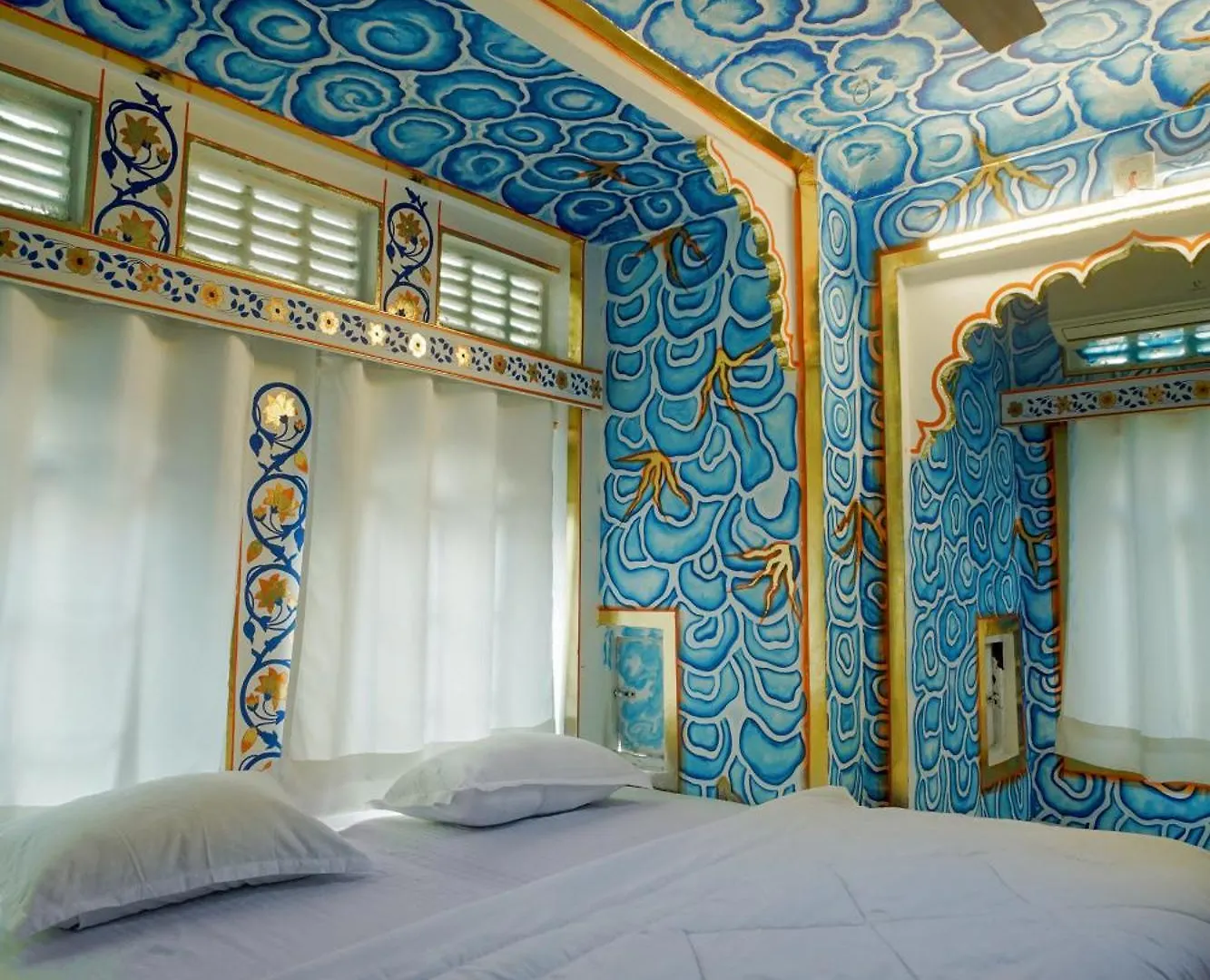 Island Tower Guest House Udaipur 2*,