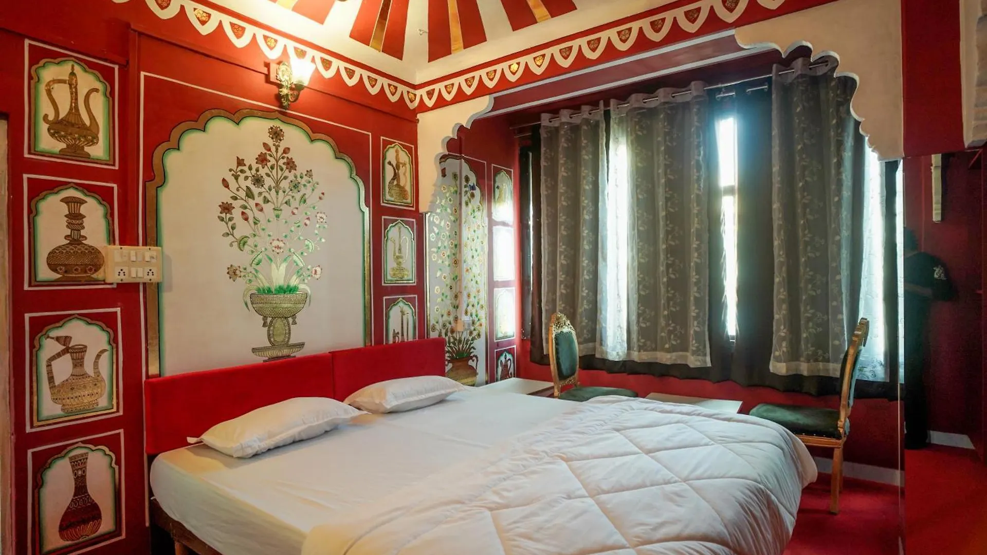 Island Tower Guest House Udaipur 2*,